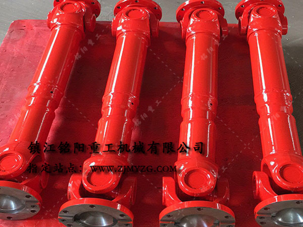 新式整體叉頭式萬向聯(lián)軸器是冶金、軋鋼等機(jī)械設(shè)備的優(yōu)選傳動件-萬向聯(lián)軸器